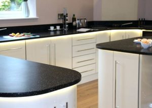 Seamless corian finish kitchen countertop